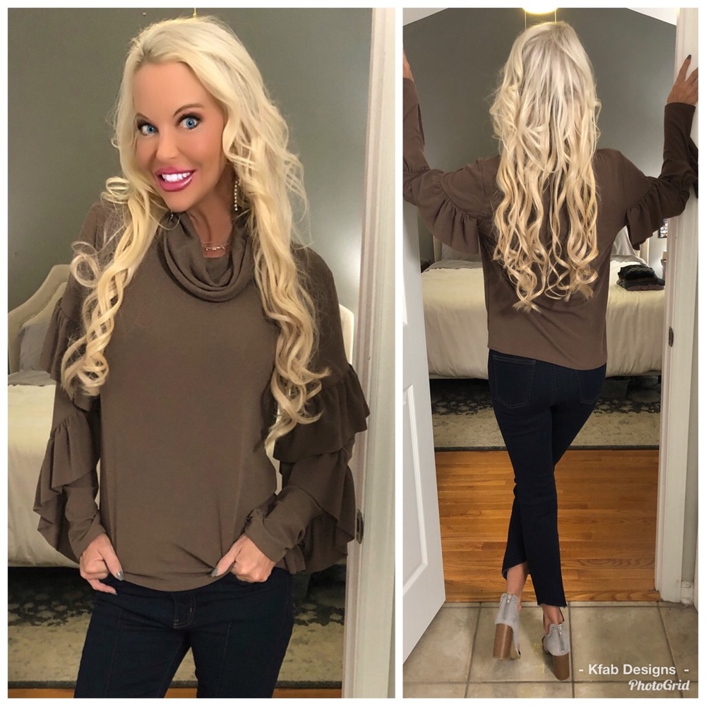 🛍LAST 1! Oversized Cowl Neck Sweater Top! - Picture 3 of 3